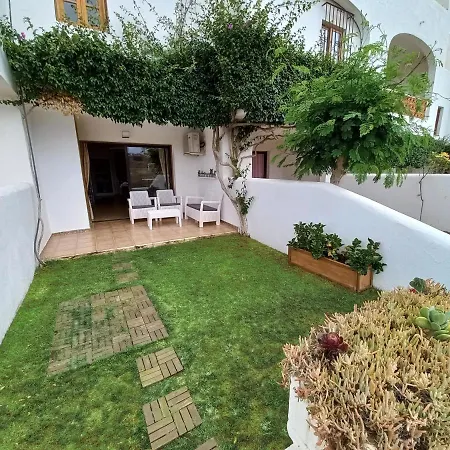 Fairways Club, Duplex B22 *